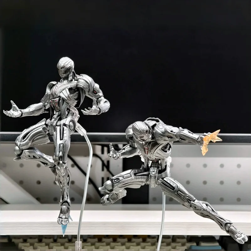 Nova chegada ac fábrica ultron kaiyodo incrível yamaguchi avenger anime figura de ação coletar modelos ko ornamento brinquedo de mesa presentes
