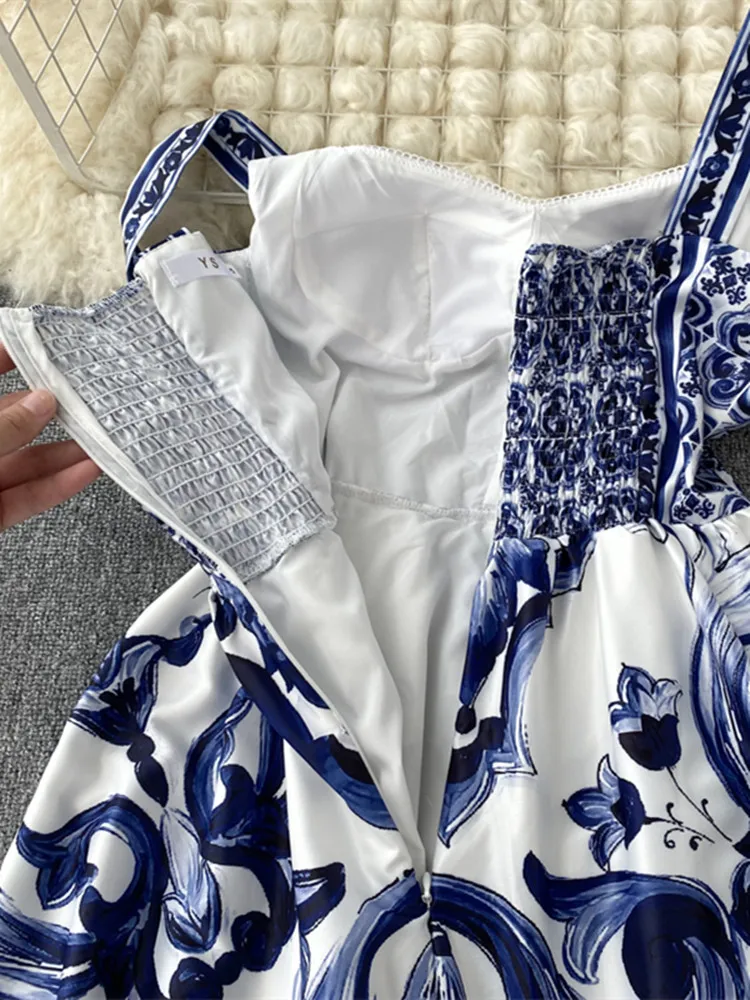 Nowe letnie wakacje elastyczny żółty nadruk długa sukienka damska Spaghetti pasek kubek wyściełany Backless niebieski biały porcelanowy Maxi Vestido