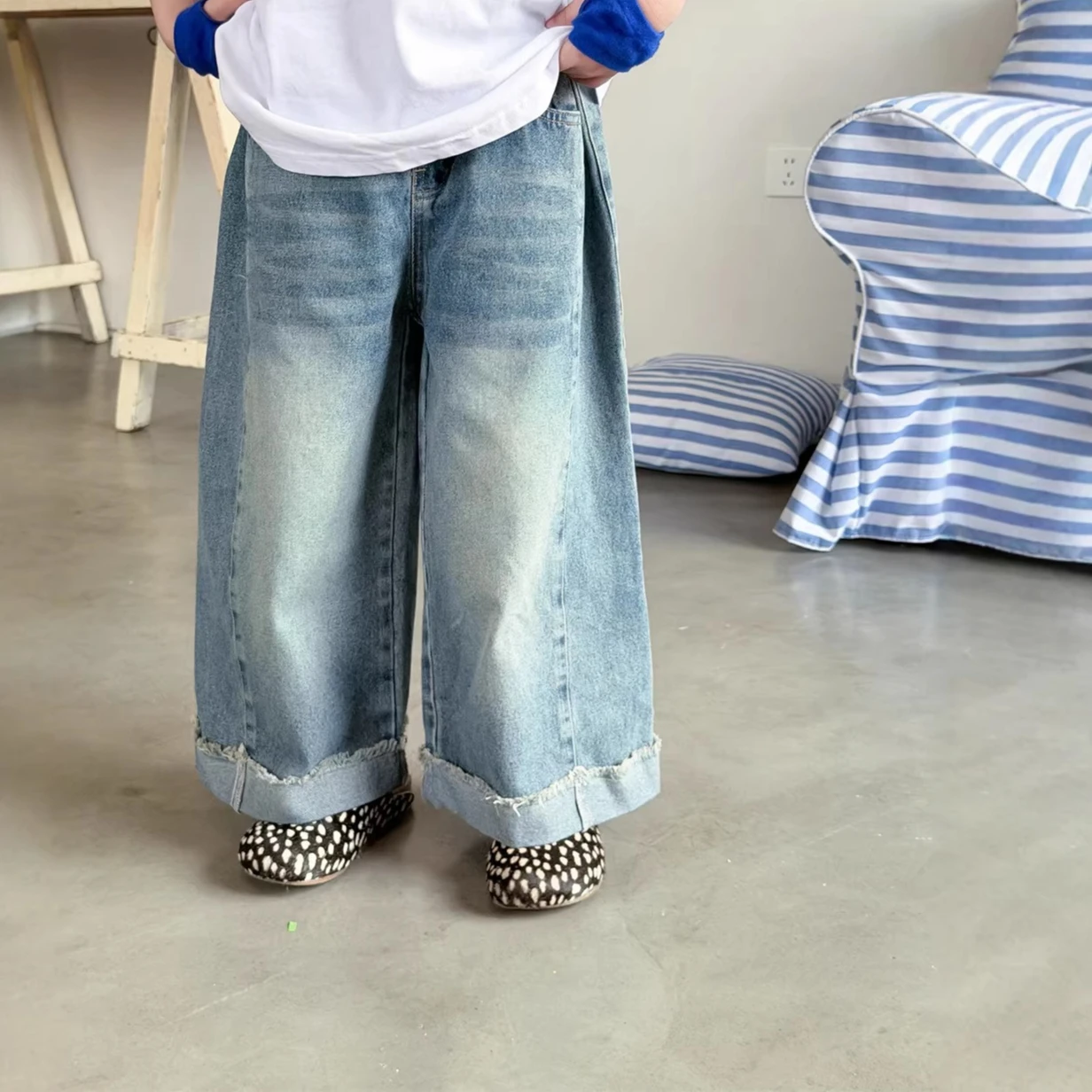 Pants 2026 Spring and Summer New Childrens Wear Korean Boys and Girls All Kinds of Wide-leg Casual Straight Leg Roll Jeans