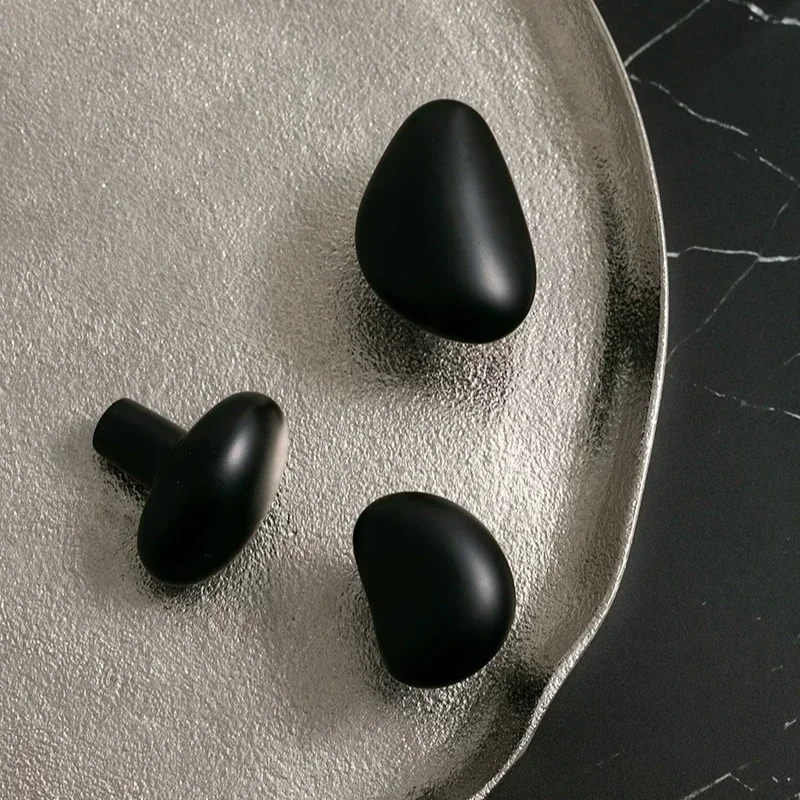 Hardware Furniture Knobs Minimalist Black Brass Shoe Cabinet Door Handle Irregular Pebble Shaped Wardrobe Kitchen Small Handle