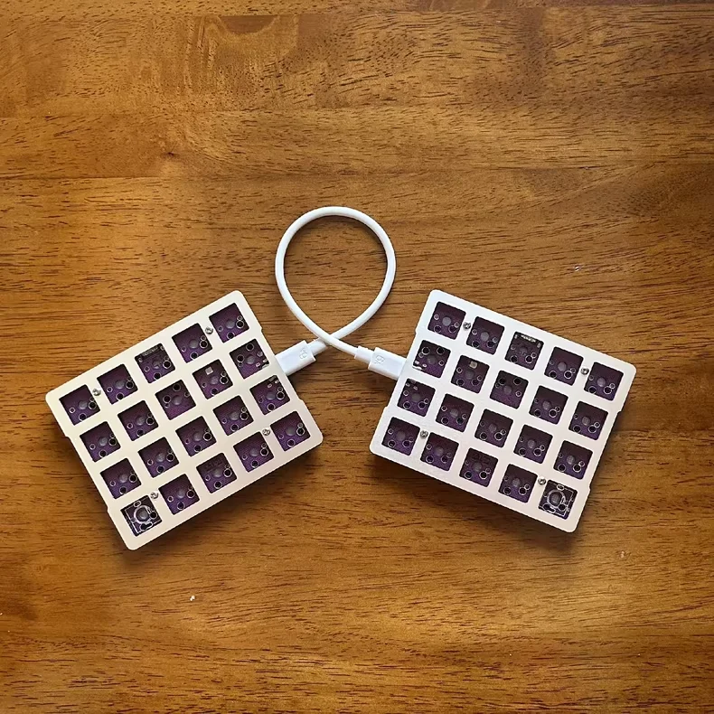 

X4 Inline Split Keyboard Kit 20 Keys Wired Single Mode 1U Hot-swappable Type-c Split Keyboard Custom Qmk Vial Office Keyboard