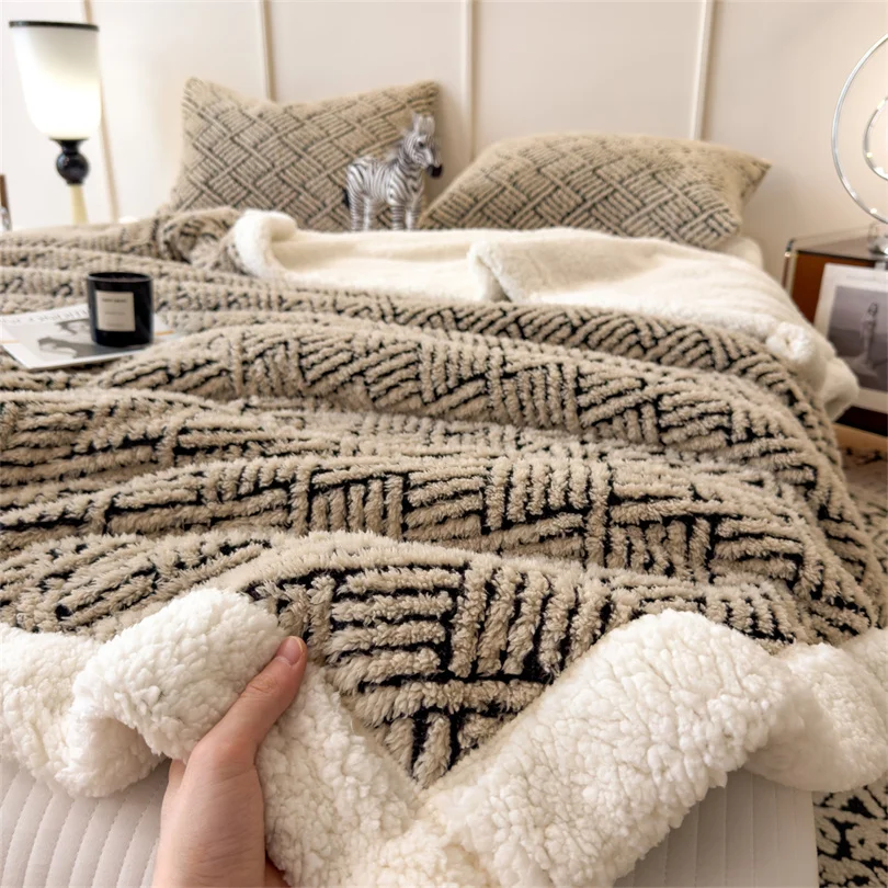 Luxury Double Layer Faux Fleece Fur Throw Blanket Soft Warm Gray Striped Office Sofa Blanket and Pillow Cases Fluffy Bed Blanket