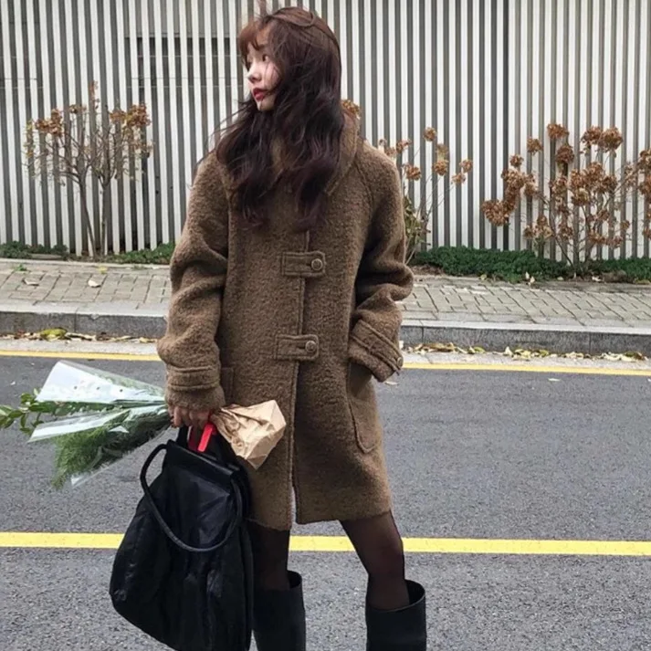 

Vintage Collar Woolen Coat Medium Length Outerwear Ladies Faion Winter Season Loose Fit Long Sve Color