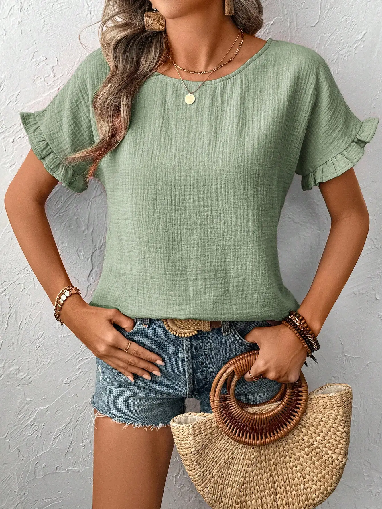 

Green Cotton Short Sleeve Ruffle Cuff Blouse With Back Buttons