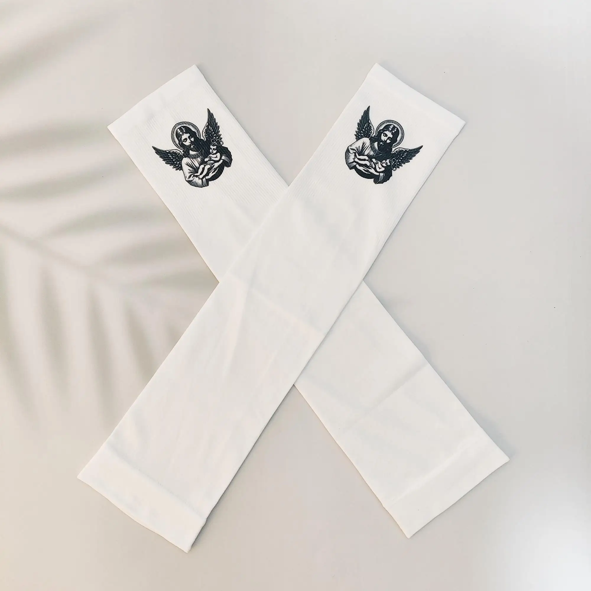 2026 New Summer Jesus Angel Printed Sunscreen Sleeve Cover Outdoor Cycling Arm Protector Versatile Fashion ins Niche Decoration