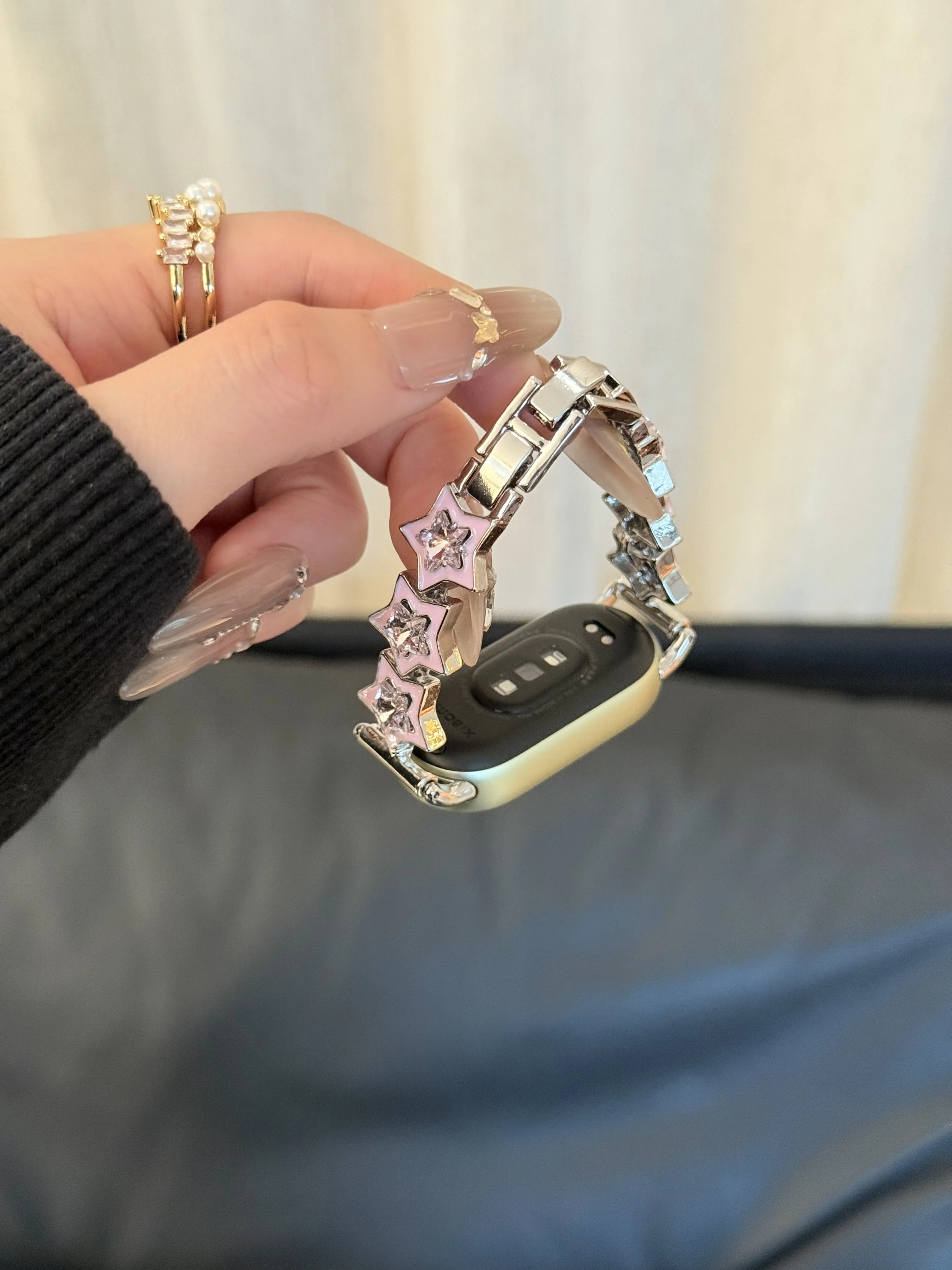 

Watch strap with star studded metal and diamonds suitable Xiaomi Band 8Pro/9Pro，For Mi band 3/4/5/6/7，8/8NFC/9/9NFC/10/10NFC，For