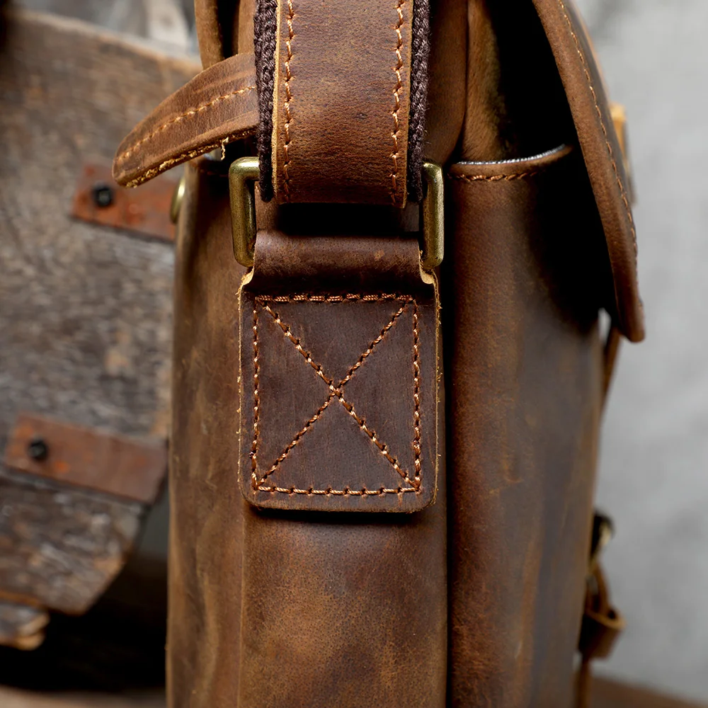 S.WORKER Vintage Echtleder Herren-Umhängetaschen Handgefertigte 12-Zoll-Tasche für iPad, Handy und Schlüssel Geschenk für Männer – Detail 18