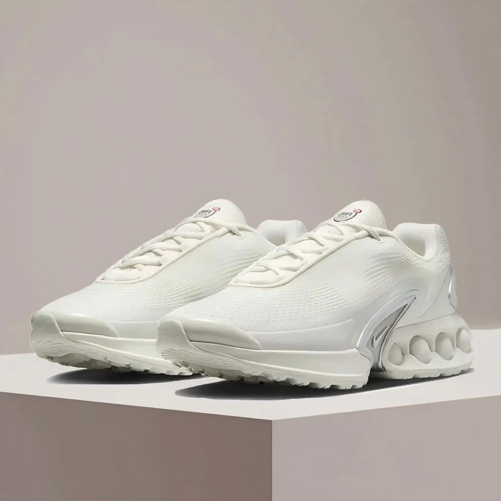 

Nike AIR MAX Men's Slip-Resistant, Durable, Stylish, Versatile Cushioned Running Shoes with Air Cushion Technology DV3337-013