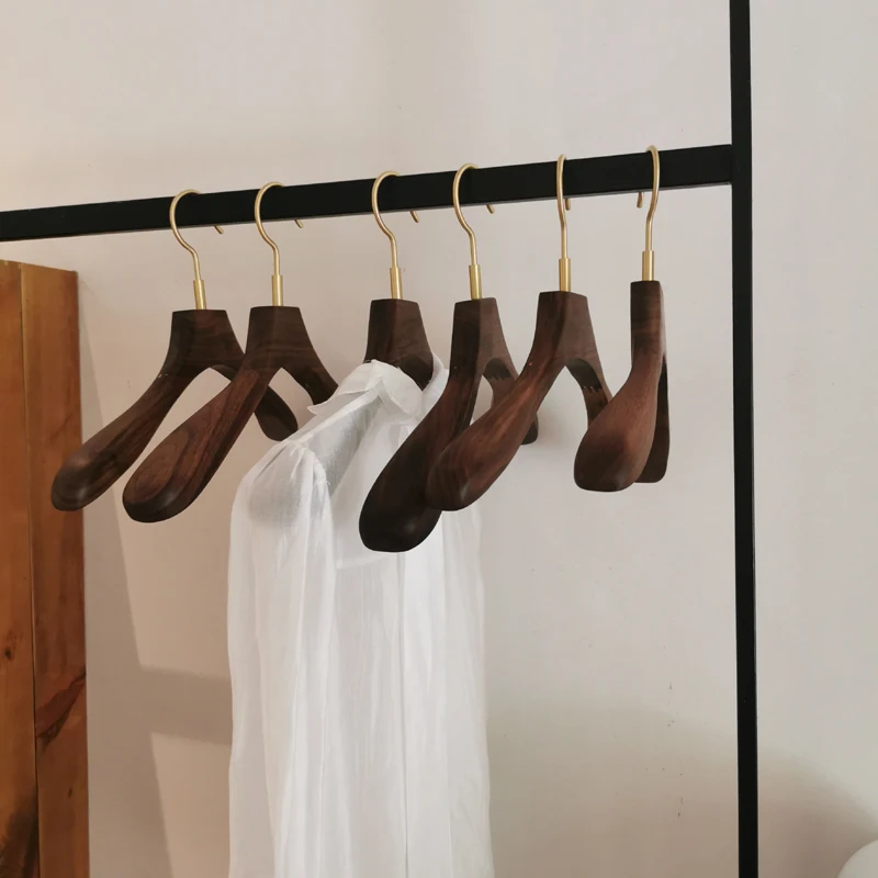 Solid Wood Suit Hangers Brass Household Winter Coat Hangers Black Walnut Clothing Shop Display Rack