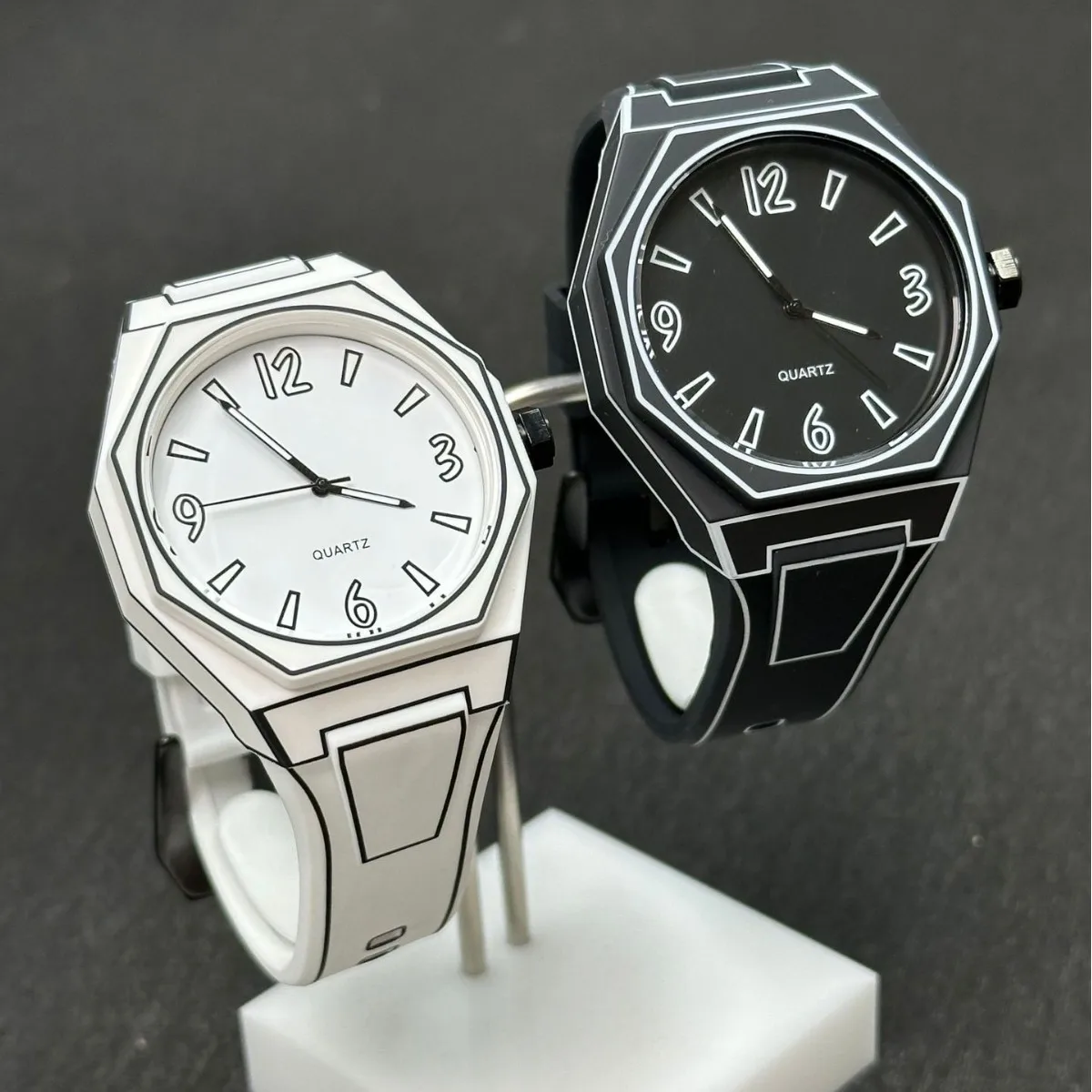 ساعات كوارتز رجالية على الطراز الهزلي ساعات معصم للرجال 2025 تصميم كاجوال مقاوم للماء ساعة حركة رجل