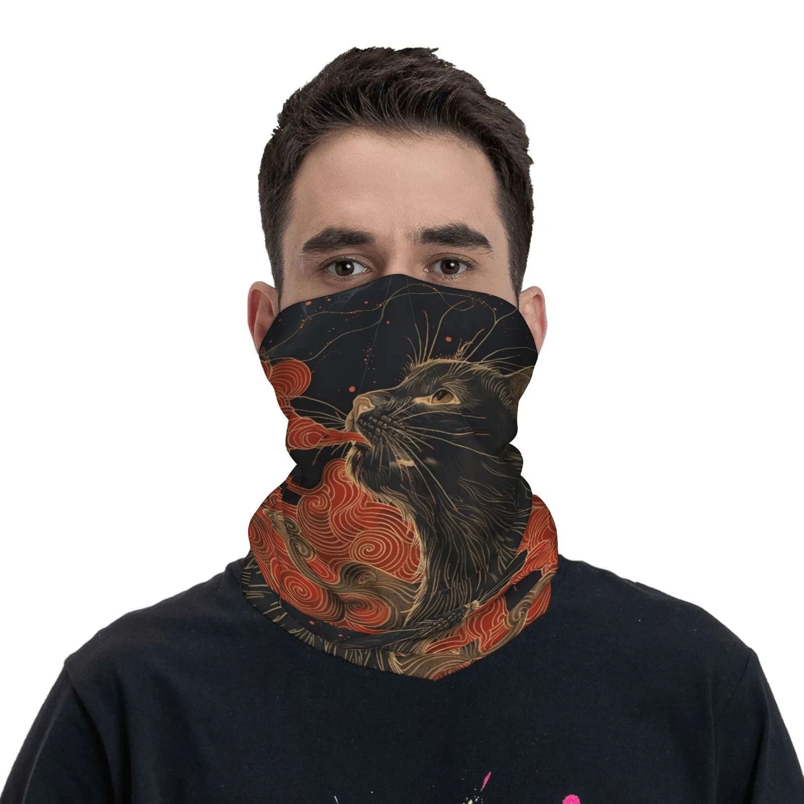 

Гетры на шею с черной кошкой! Элегантный узор в темных тонах. Удобный унисекс. Идеально подходит для пеших прогулок, езды на велосипеде. Блоки УФ-излучения, устойчивы к ветру.