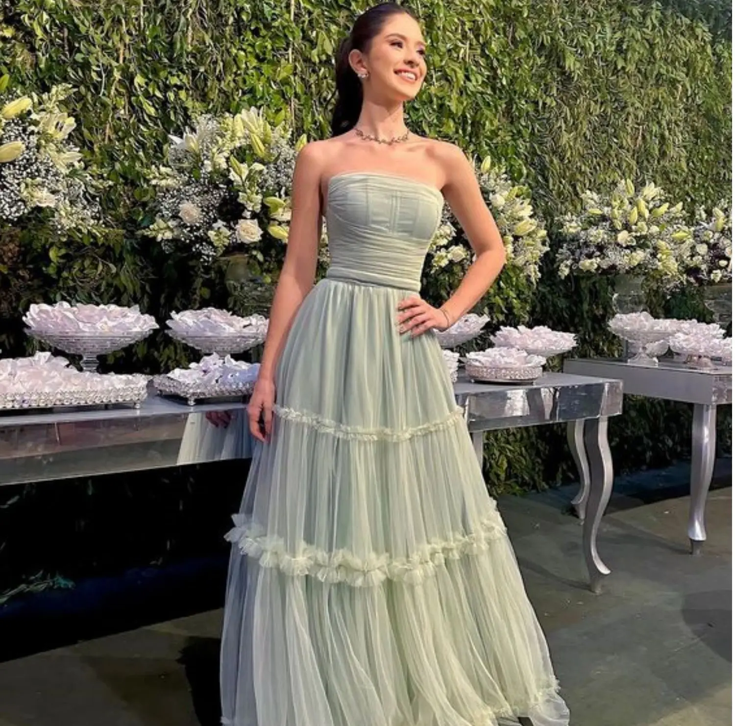 Light Green Saudi Women Evening Dress Party Evening Elegant Luxury Celebrity Layered Cocktail of Dresses for Prom Mesh Strapless