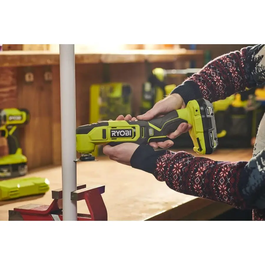 Ferramenta multiferramenta sem fio RMT180 18V ONE, hiper verde