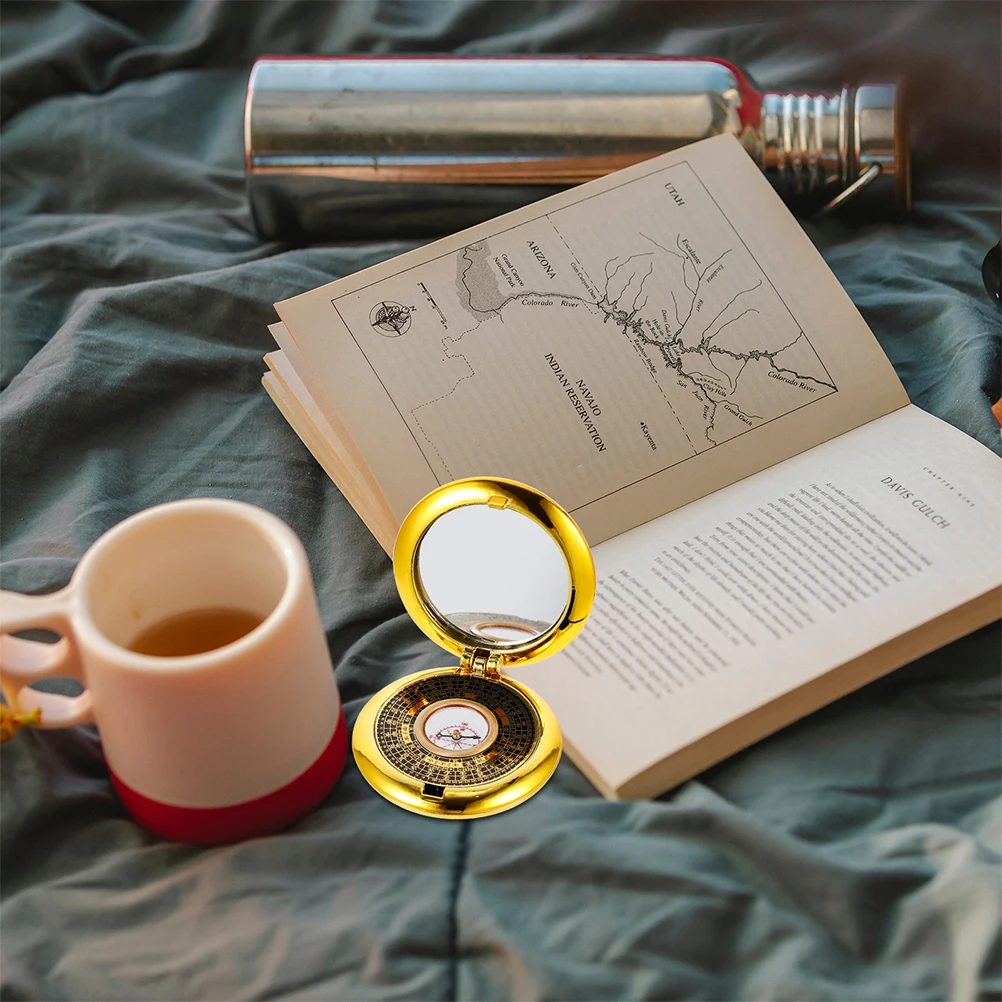 

Feng Shui Compass Waterproof Pocket Mini Flipping Cover For Camping Hiking Survival Outdoor Small Plastic Compass With Whistle