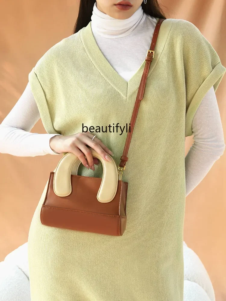 zq Pottery Clay Bag 520 Gift for Girlfriend Cute Commuter Niche High-Grade Portable Messenger Bag for Women Spring and Summer