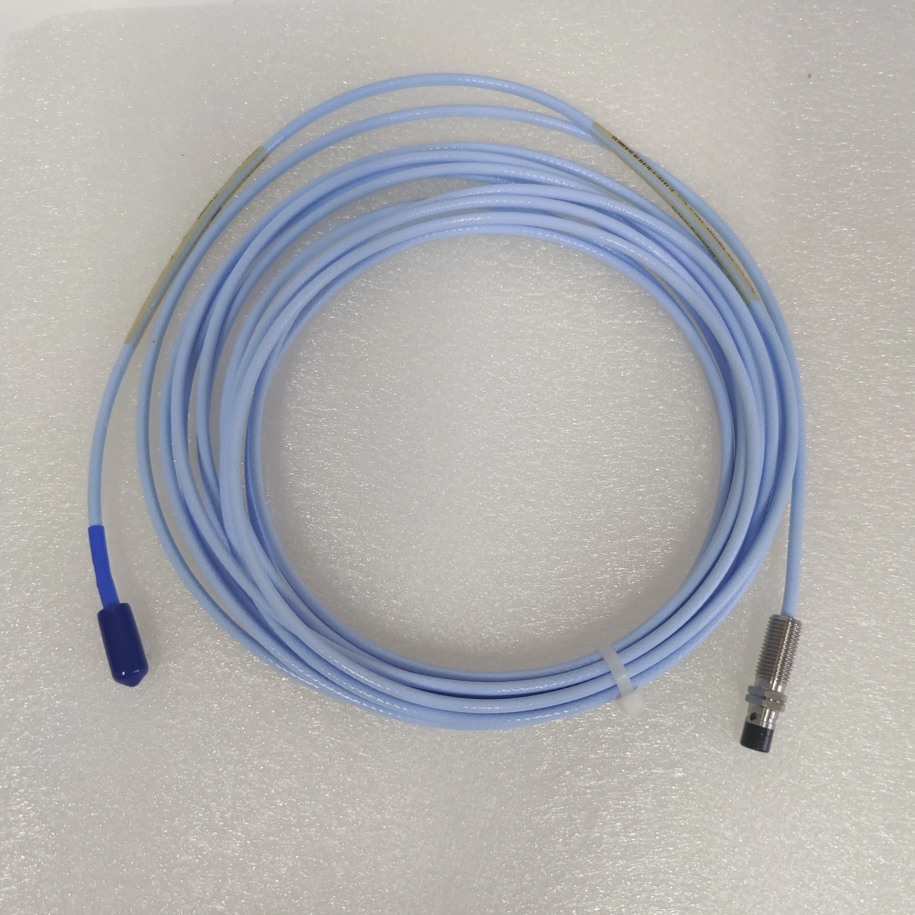 Nevada New and Original Proximity Probe 330101-00-40-10-02-05 Same Day Shipment