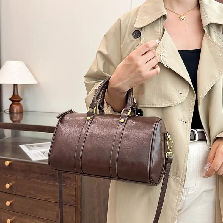 

Взрывоопасная 2638, модная простая, легкая, роскошная, универсальная, трендовая, нишевая, дизайнерская, премиум-класса, пригородная ретро-сумка на плечо