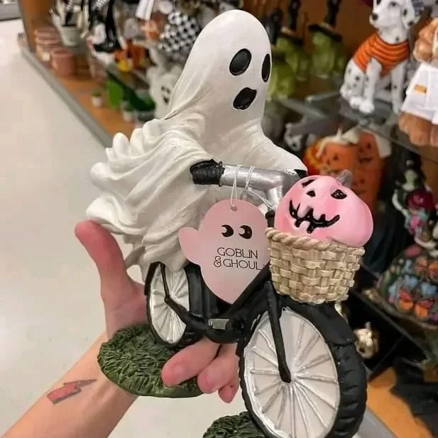 New Cute 2024 Halloween Decoration Ghost Pink Pumpkin with Fairy and Ghoul Cycling Party Scene Home Desktop Resin Ornament Gift