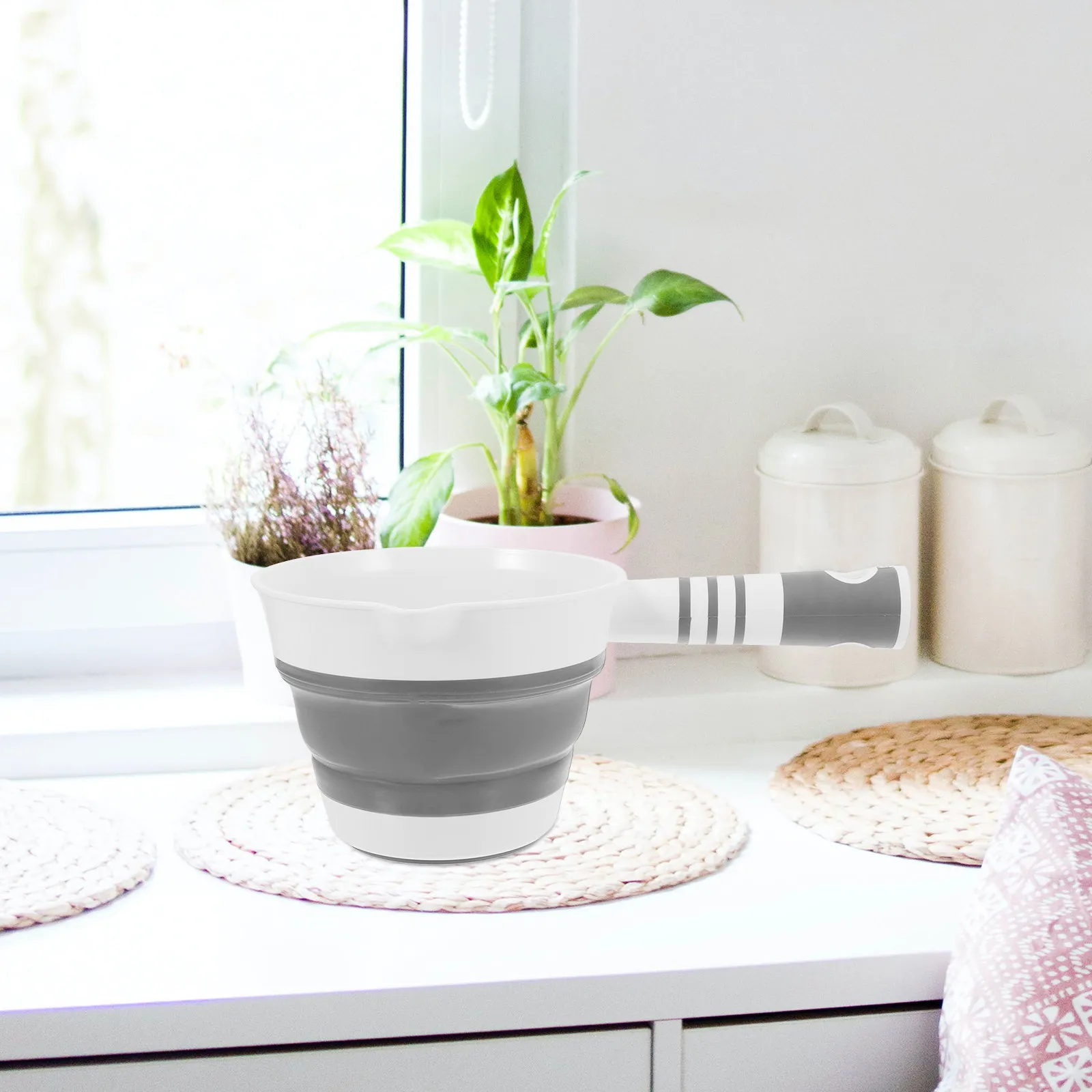 

Ladle Spoon Water Scooper Spoons Kitchen Ladles Dipper Plastic Bath Foldable Hanging