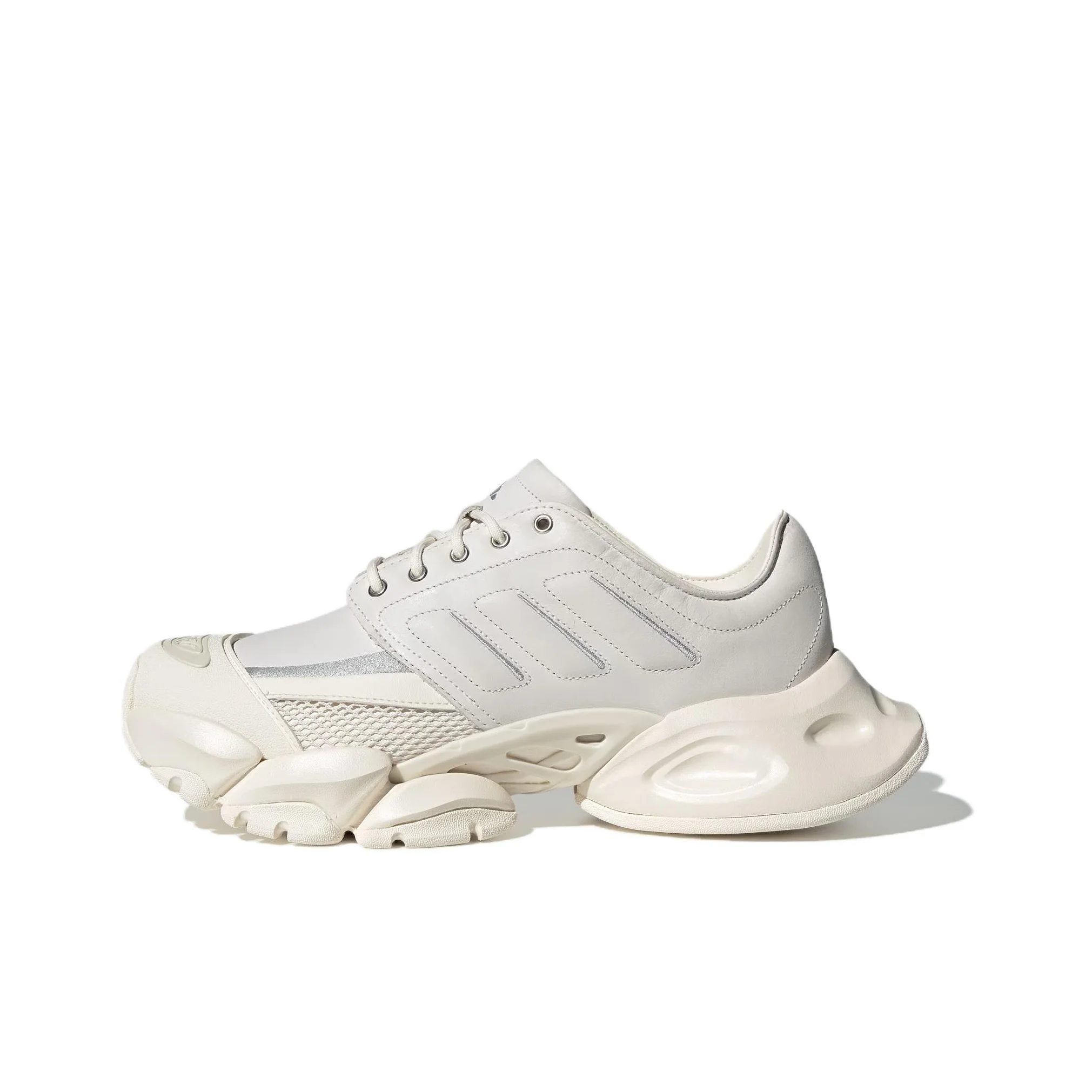 

Adidas XLG RUNNER HYBRID Low top Running Shoes Unisex White Silver JS3068