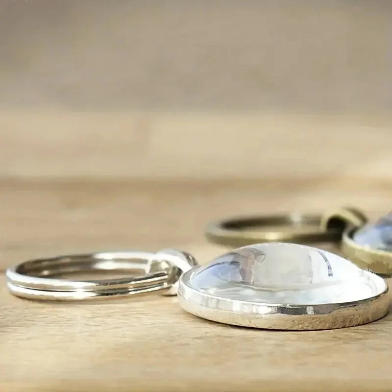 يين يانغ التنين المفاتيح الأزياء سبيكة قلادة أسود أبيض التنين تصميم هدية فريدة للحقائب وحقائب الظهر