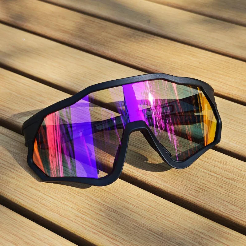 

2025 New Photochromic Sports Glasses, Windproof Dustproof Anti-Fog, Anti-Impact UV400 for Running Cycling