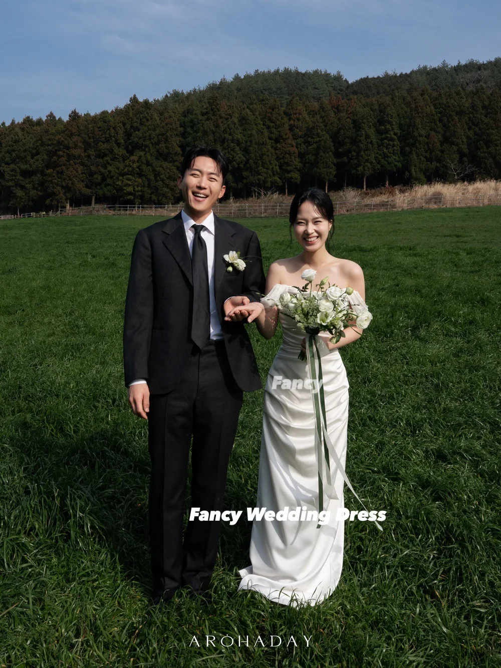 Fancy Simple Off Shoulder Korea Wedding Dress Photoshoot Mermaid Short Sleeve Bridal Gown Soft Satin Back Corset Customized