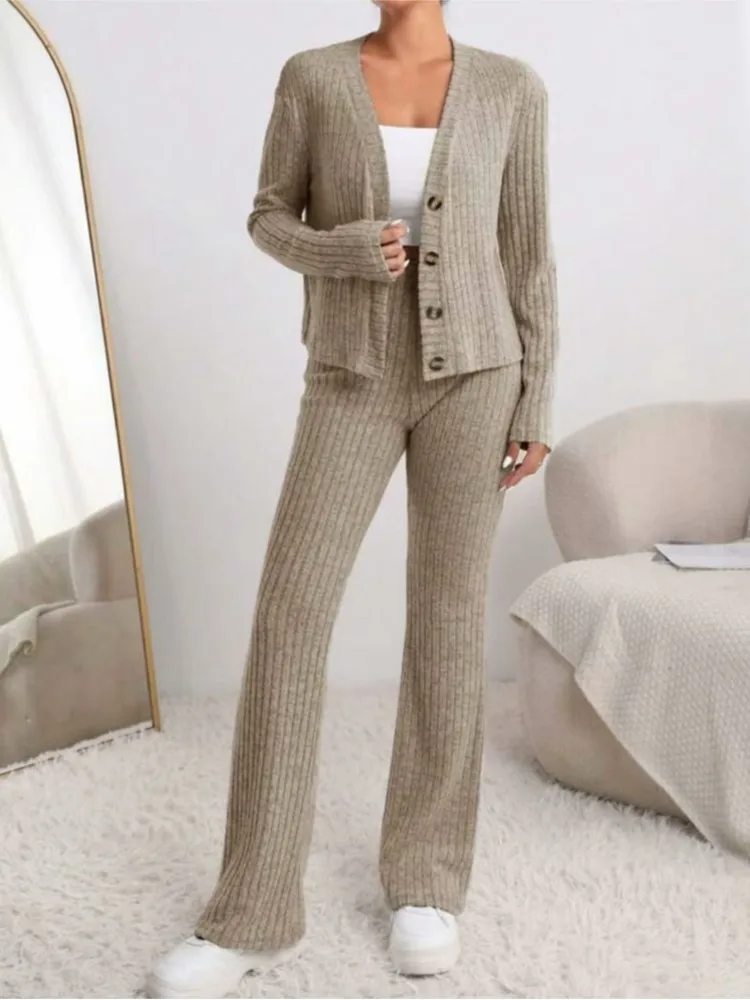 

Spring New Casual Straight Leg Pants With Loose Open Skirt And Knitted Crater Set Fashionable Button Sexy V-neck Long Sleeve Set