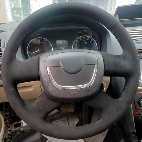 Чехол на руль автомобиля, замшевая кожа, мягкий черный для Skoda Octavia Superb Yeti 2009-2013, Roomster Fabia, аксессуары для автомобилей