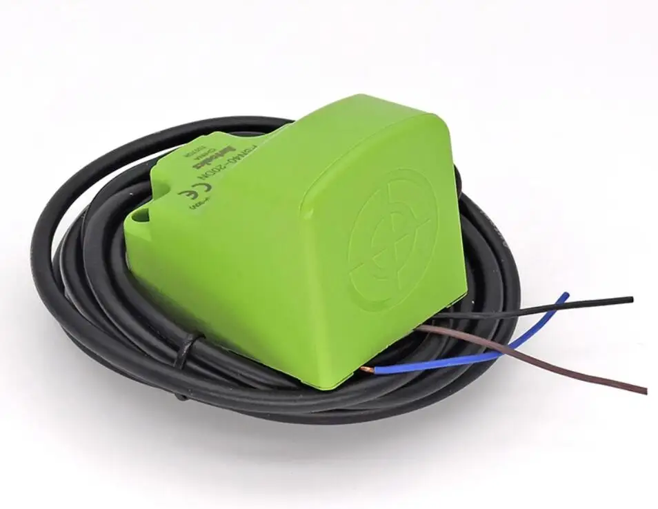 Genuine PSN40 Proximity Switch DC 3-wire DC12-24V PSN40-20DN PSN40-20DP