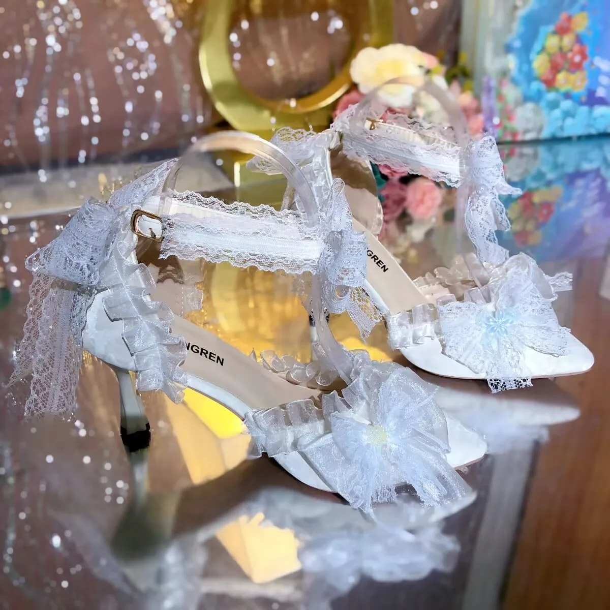 Роскошные свадебные туфли на высоком каблуке с острым носком, роскошные свадебные туфли для невесты, белые женские туфли на каблуке в стиле Лолиты с кружевом и бантом De Mujer
