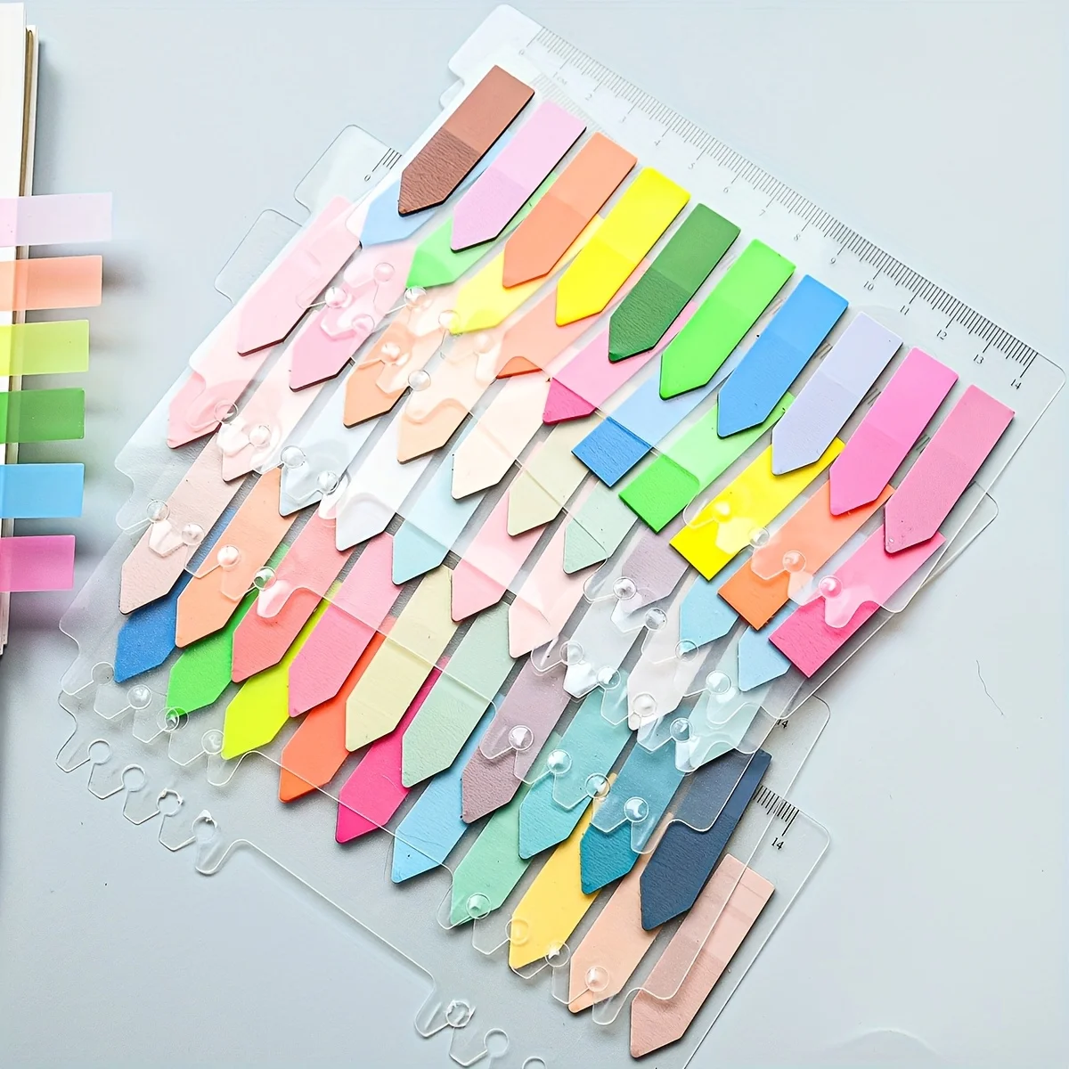 

1200 наклеек/этикеток с индексами-стрелками. Универсальные этикетки, для маркировки документов, этикетки для указания информации, с возможностью записи, пластиковые