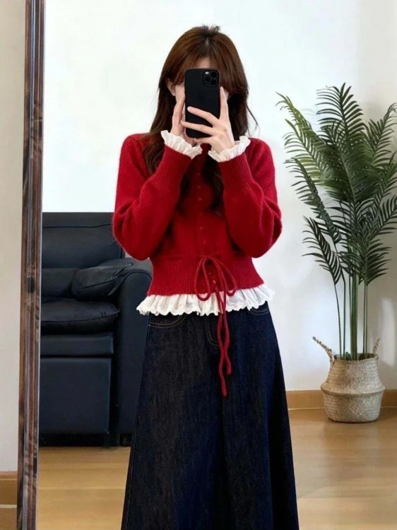 Czerwony sweter z dzianiny z koronkowymi wstawkami, damski, luźny krój, na jesień i wczesny zimę, styl koreański, długi rękaw, okrągły dekolt, top.