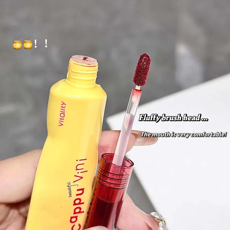Cappuvini Milk Velvet Yellow Stick, feuchtigkeitsspendende Lippenglasur, langanhaltender, wasserleichter Lippenstift, einfach aufzutragender Make-up-Lipgloss
