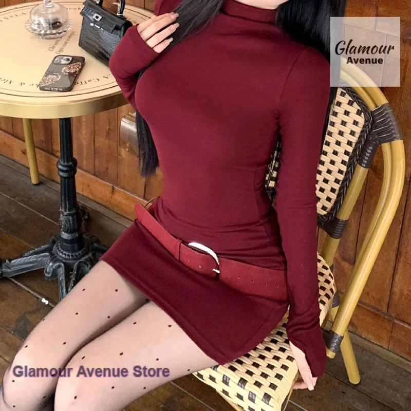 Koreaanse Spice Girl Halfhoge Hals Lange Mouw Onderjurk Dames Lente en Herfst Nieuwe Riem Ontwerp Gevoel Dragen een Baghip Rok