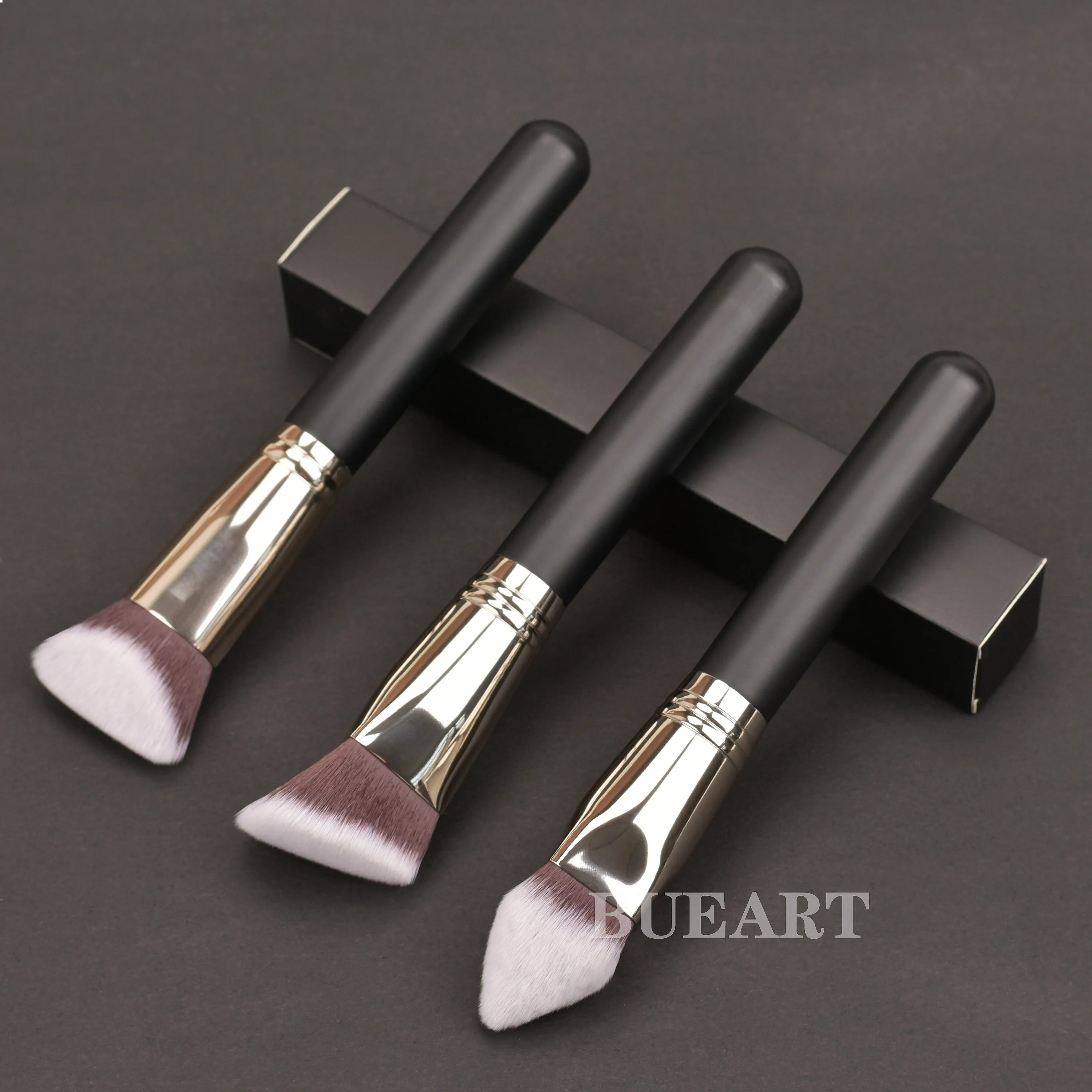 3pcs Two-tone Nylon Hair Wood Handle Powder Makeup Brushes Premium Quality & Luxurious Feel Custom Logo