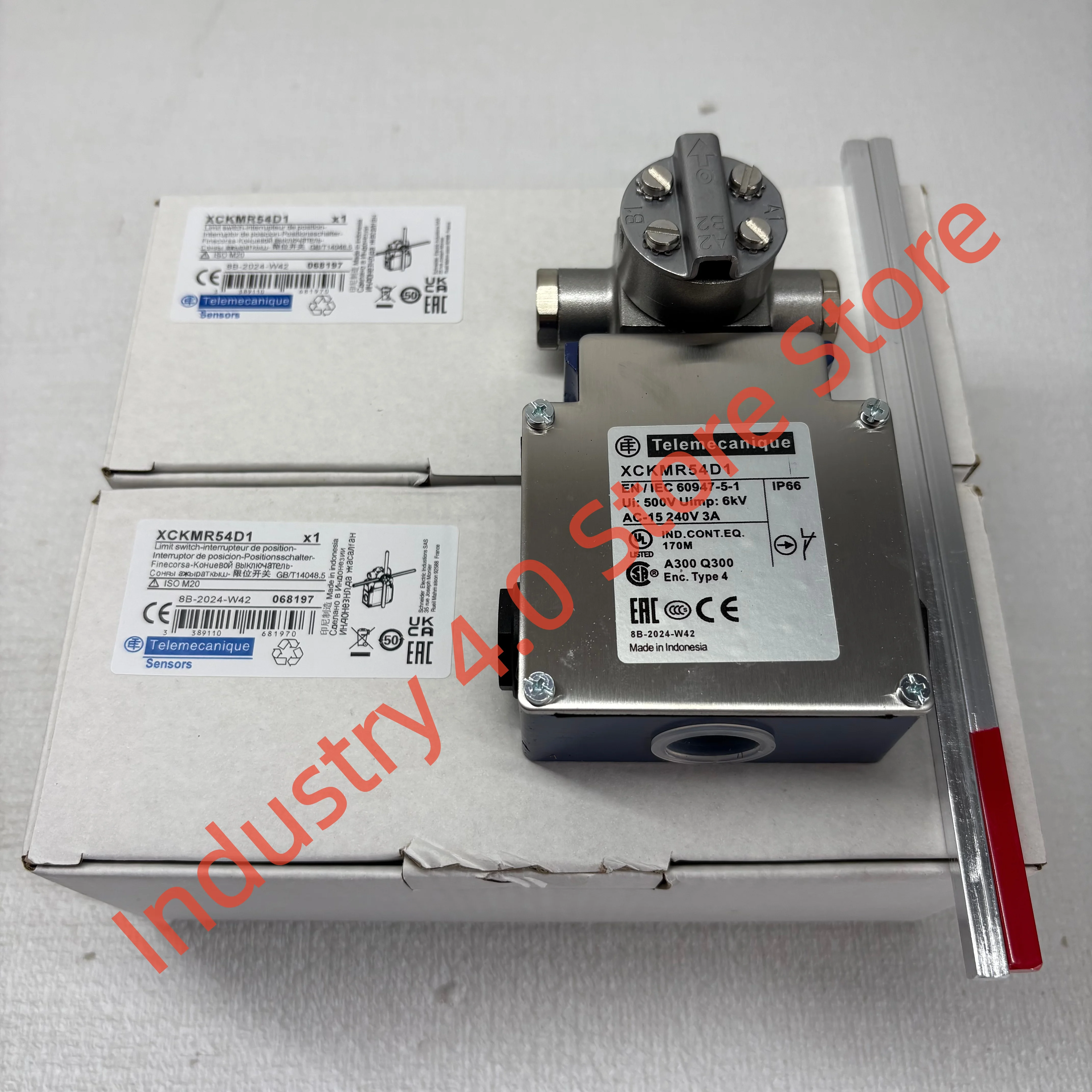 

New Cross limit switch XCKMR54D1 original