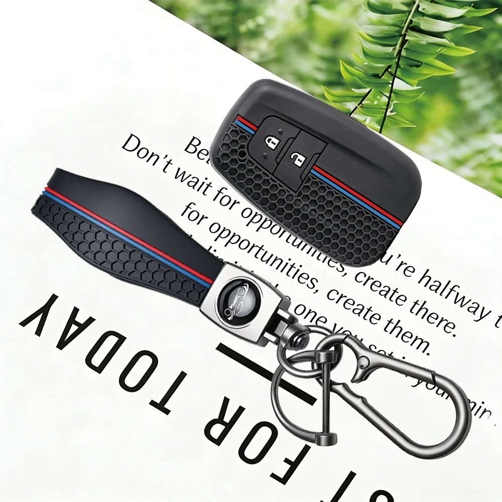 Soft Silicone Key Fob With Keychain For Toyota Corolla Yaris Cross CHR Prius Camry RAV4 Prado 150 FJ Cruiser Highlander
