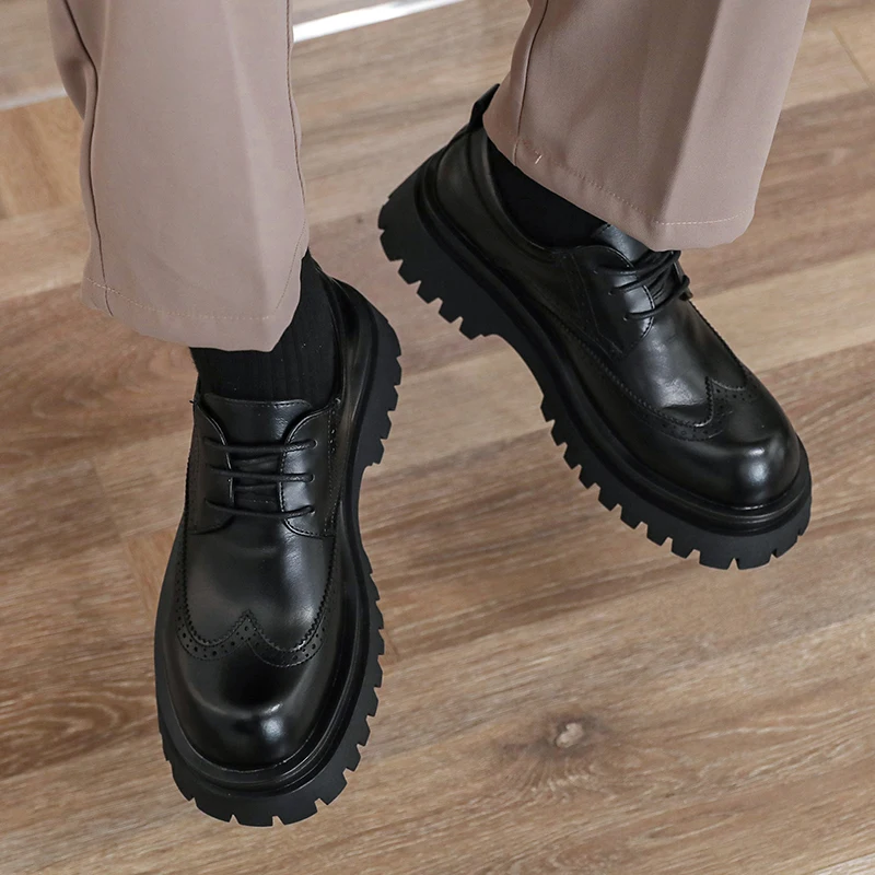 أحذية رجالية رسمية من البولي يوريثان بنعل سميك وأربطة بمقدمة مستديرة أحذية رجال الأعمال غير رسمية وعصرية