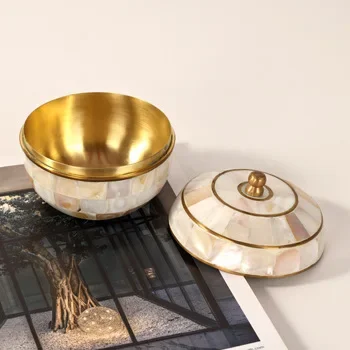 Indian style shell brass jewelry, jewelry storage box, sales office, model room, desktop ornament.