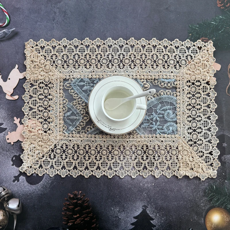 28x43cm European Lace Hollow-Out Love Table Mat Home Tablecloth with Delicate Patterns Beige Thanksgiving Christmas Decoration