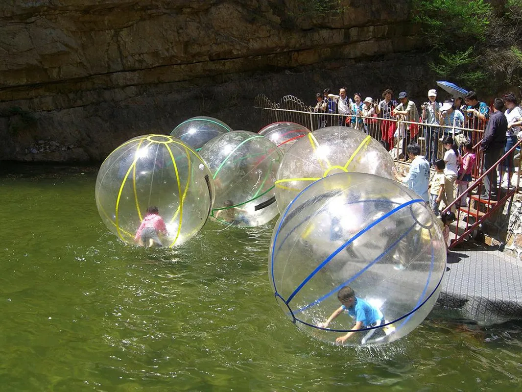 Wasser-Walking-Ball, 2,5 m Durchmesser, klarer aufblasbarer Wasser-Zorb-Ball, riesiger Hamster-Blasenball, Wasserballon-Tanzball – Detail 3