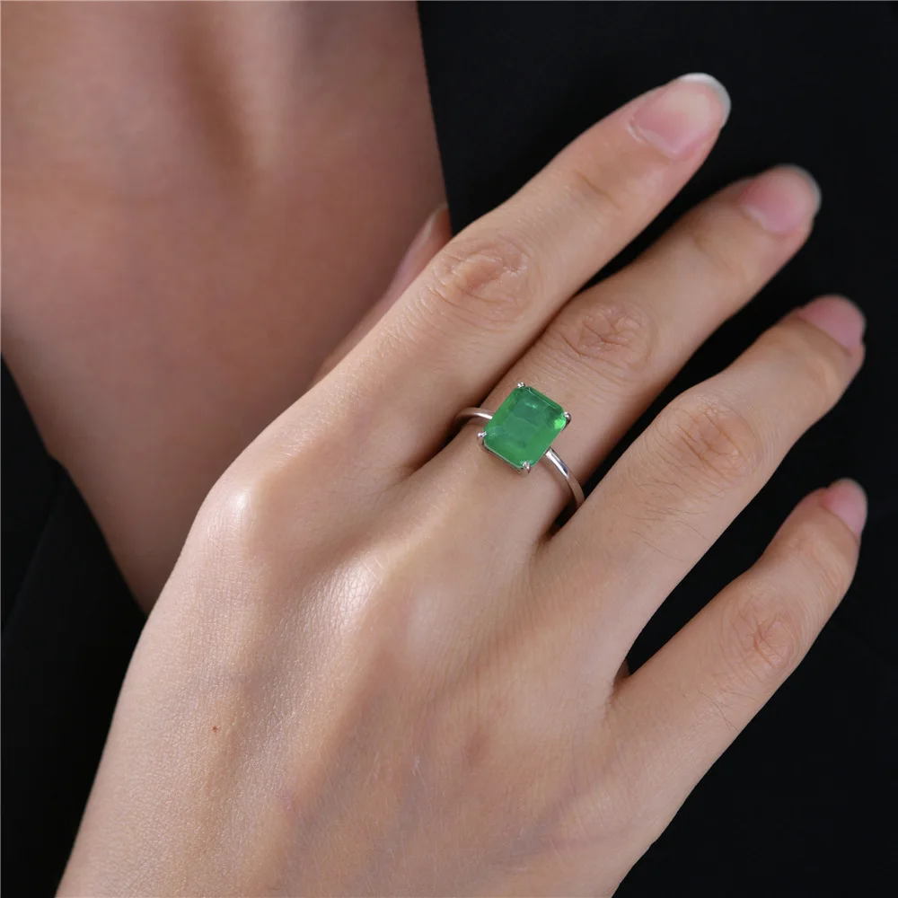 Shipei Jewelry Spot Authentic Pure Silver High Carbon Diamond Ring with 4 Carat Imitation Diamond Emerald Diamond Ring