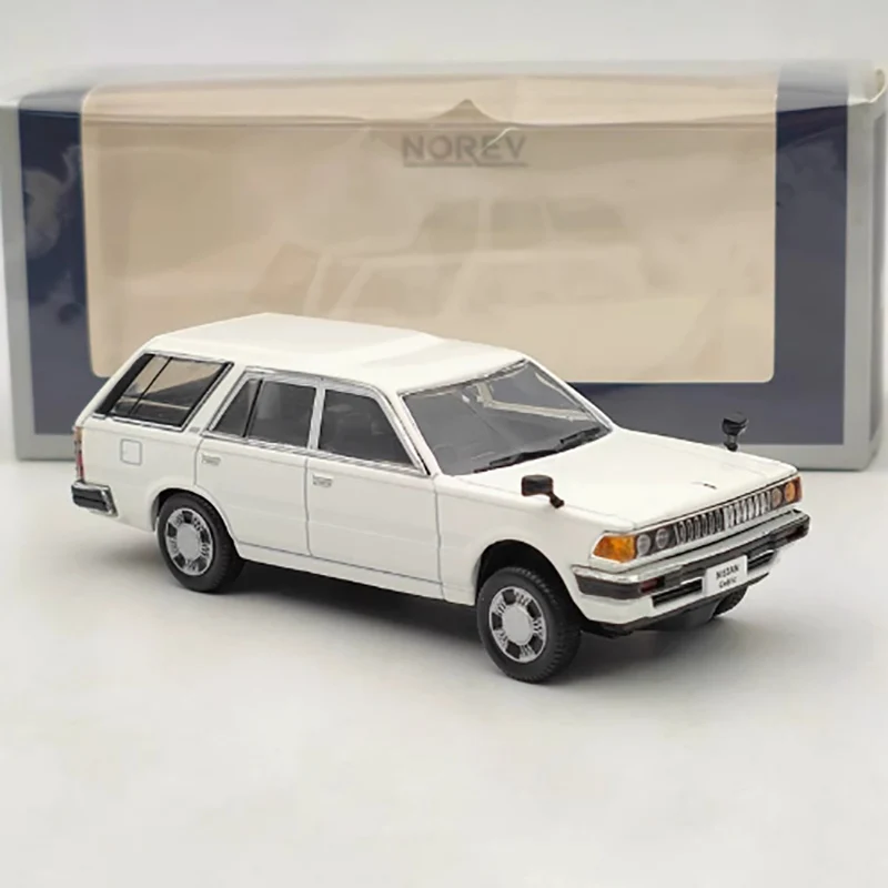 Diecast 1/43 scale Nissan Cedric 1995 alloy car model Adult Boy toy Collection Souvenir Gift static finished display