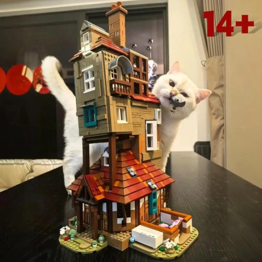 

Detailed Cozy Fantasy Home Building Blocks 76437 Multi Floor Cottage Scene Kit 2405pcs For Desk Display