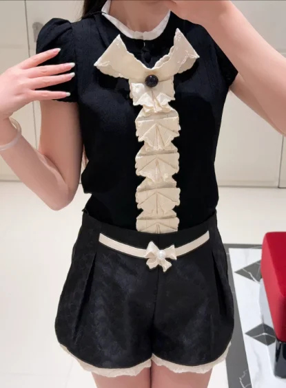 

French Sweet Bow Ruffle Edge Knitted Sweater Women Short-sleeved Slim Crew Neck Temperament Top Women Light Luxury Short Tops