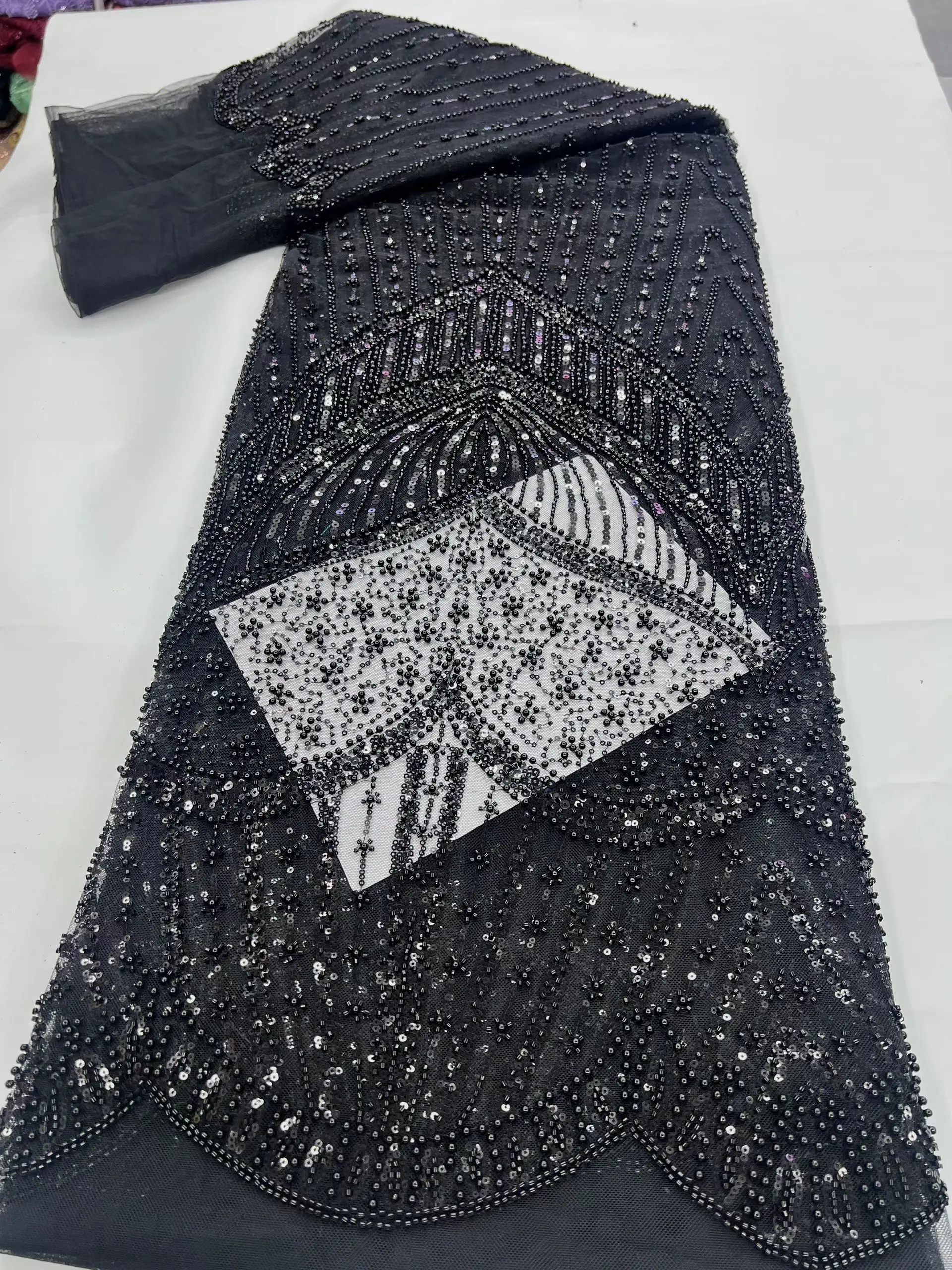 

Новейшая черная африканская нигерийская кружевная ткань с блестками, расшитая бисером, 2021, высокое качество, кружевная ткань ручной работы с бусинами для праздничного платья KHD25179