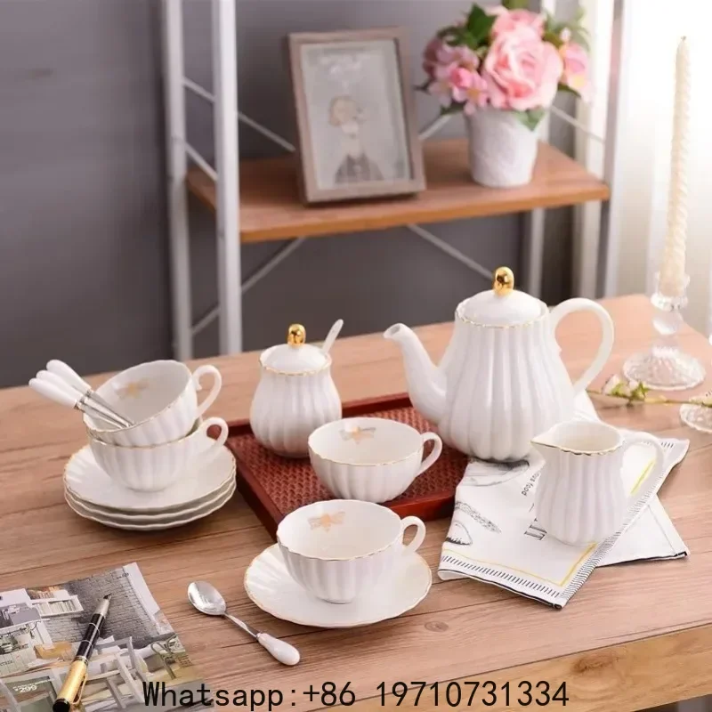 

Ceramic Teapot Pumpkin Shaped Hand-painted Gold Bone Porcelain Teapot Filter Elegant Teapot Set 1L