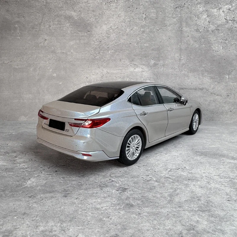 1/18 Neue 9. Generation für Camry 2024 Legierungsautomodell-Sammler