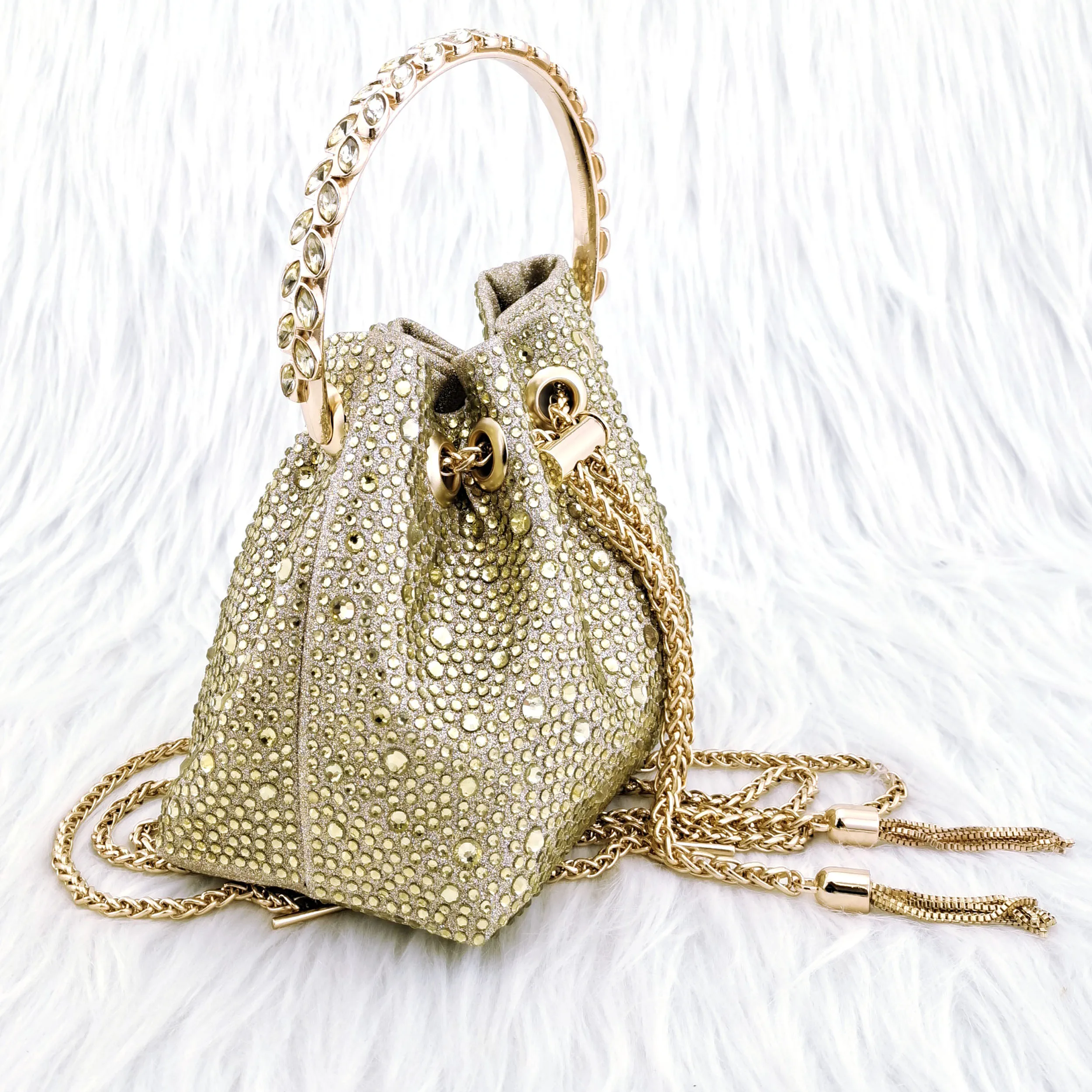 New Arrival Fashion Style Pointed Shoes Bag Soft Handle Bag Anklet Design Medium Heel Ladies Shoes Suitable for Wedding Party
